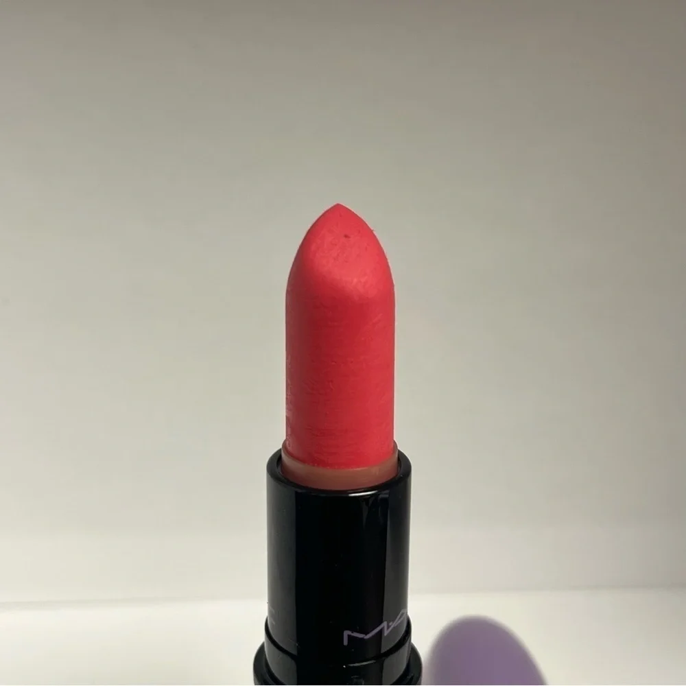 Mac x Kelly Osbourne Kelly Yum Yum Pink Lipstick Purple Packaging 2014